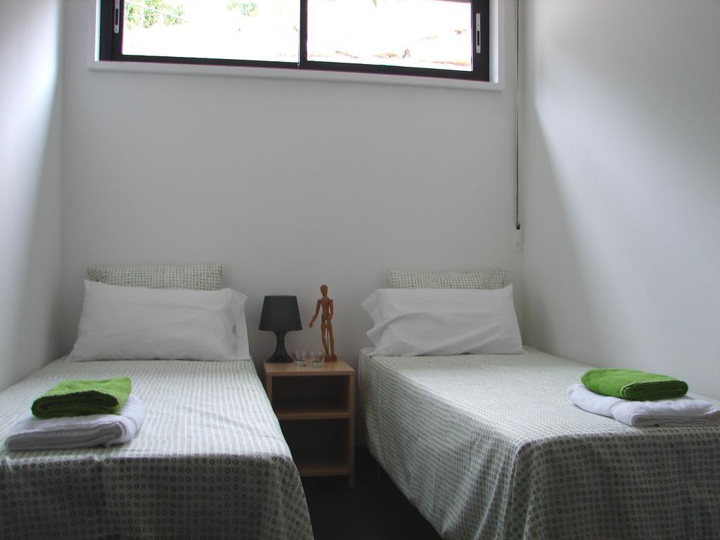 Casa Ceca De La Playa Y Barcelona, Con Piscina Climatizada Y Jacuzzi Vila Vallromanes Quarto foto