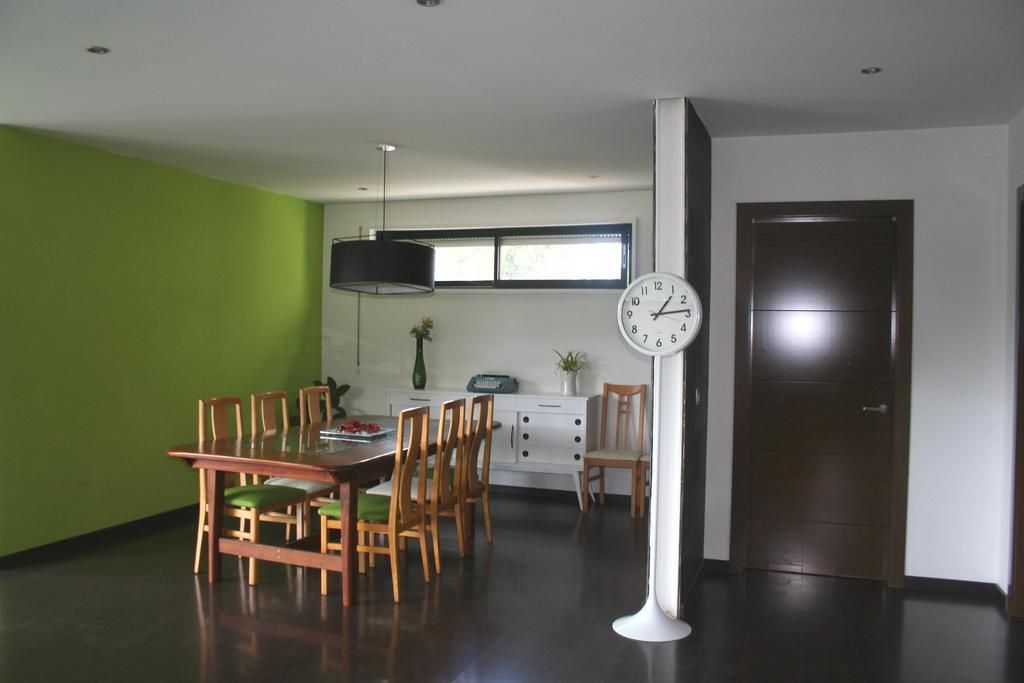 Casa Ceca De La Playa Y Barcelona, Con Piscina Climatizada Y Jacuzzi Vila Vallromanes Quarto foto