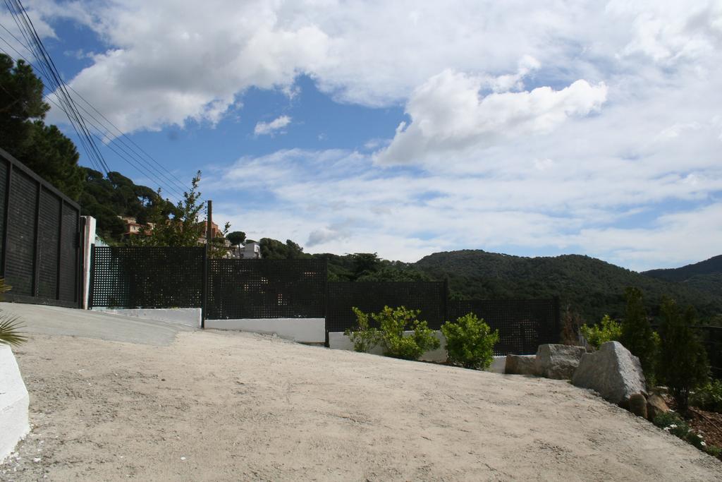 Casa Ceca De La Playa Y Barcelona, Con Piscina Climatizada Y Jacuzzi Vila Vallromanes Quarto foto